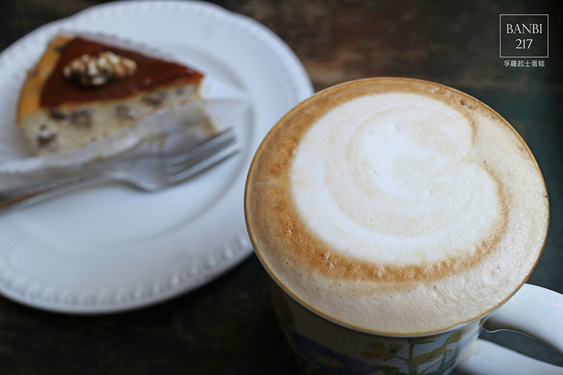 Banbi217 美食旅遊: 孚羅起士蛋糕咖啡館:溫暖的下午茶甜點(捷運中山國中站)