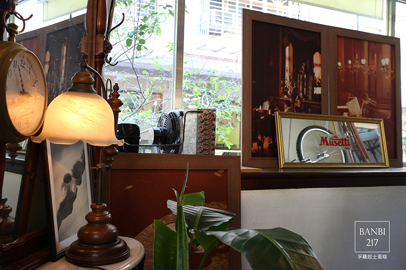 Banbi217 美食旅遊: 孚羅起士蛋糕咖啡館:溫暖的下午茶甜點(捷運中山國中站)