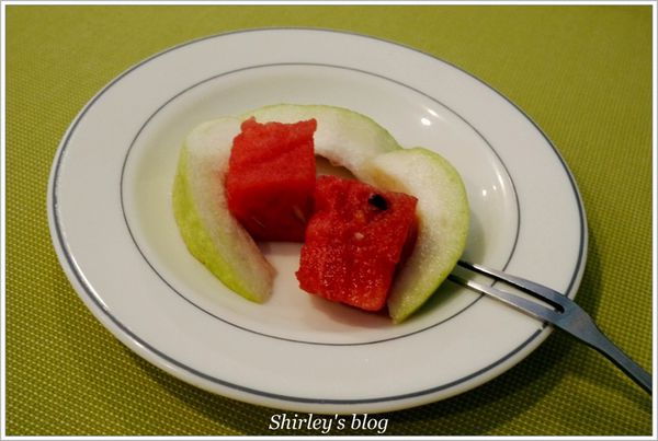 書香花園:捷運松江南京站‧書香花園 BOOK GARDEN