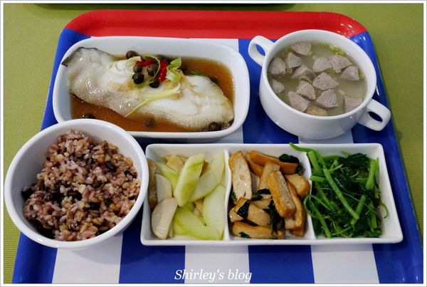 書香花園:捷運松江南京站‧書香花園 BOOK GARDEN