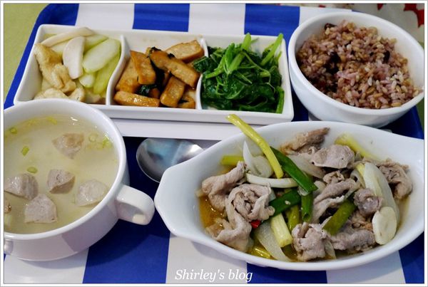 書香花園：捷運松江南京站‧書香花園 BOOK GARDEN