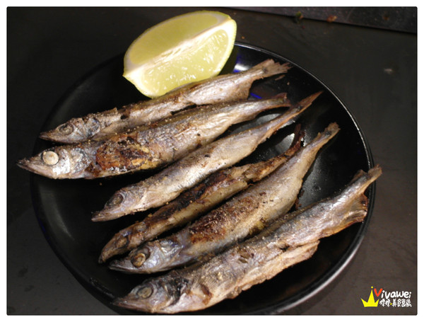 田季石板燒肉:台北松山區|現場DJ秀!服務人員貼心的現炒服務!『田季石板燒肉』中山國中站 中秋節 烤肉 燒肉 啤酒喝到飽 推薦