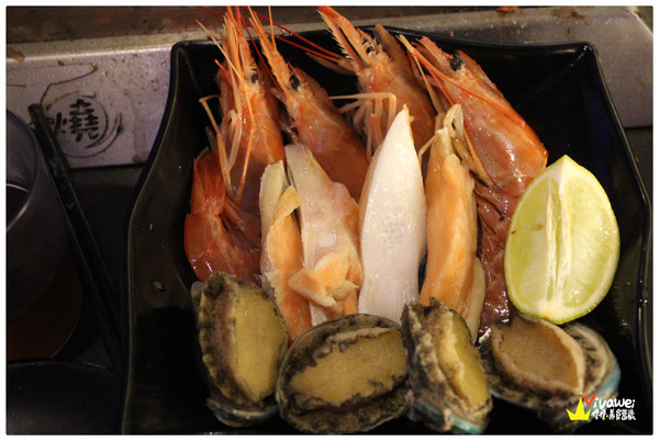 田季石板燒肉:台北松山區|現場DJ秀!服務人員貼心的現炒服務!『田季石板燒肉』中山國中站 中秋節 烤肉 燒肉 啤酒喝到飽 推薦