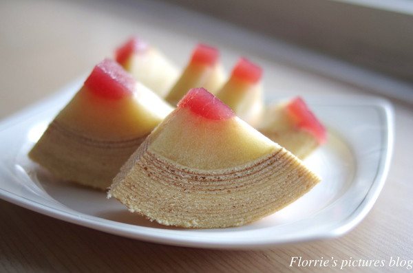 元樂年輪蛋糕(新生店)：台北中山區美食~元樂年輪蛋糕--草莓蘋果年輪蛋糕~與眾不同的彌月禮