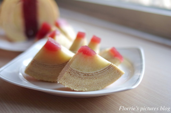 元樂年輪蛋糕(新生店)：台北中山區美食~元樂年輪蛋糕--草莓蘋果年輪蛋糕~與眾不同的彌月禮