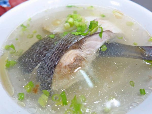 【台北美食】梁記嘉義雞肉飯-可怕的排隊人氣店家