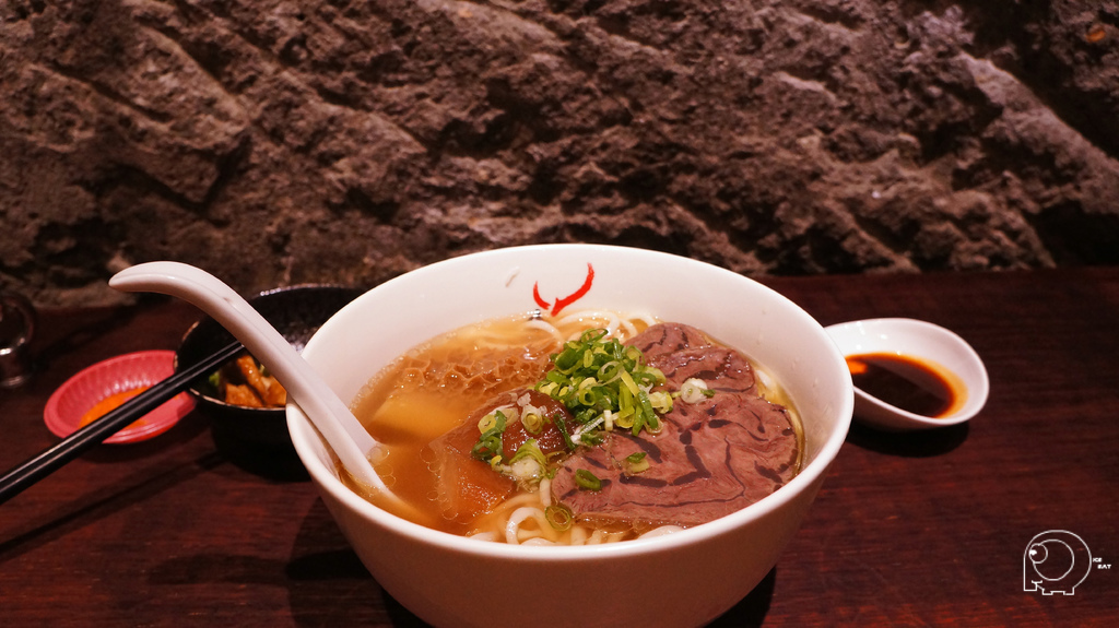 滿漢牛肉麵
