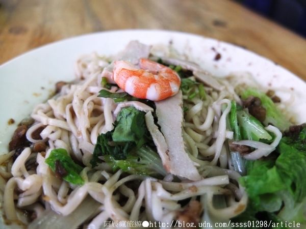 恭仔肉燥意麵：【美食特搜。台南中西區】恭仔肉燥意麵。美味獨特肉燥意麵 養足老饕們60多年的胃口