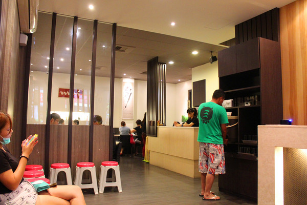 橋北屋：[台南]超人氣排隊炸雞 橋北屋