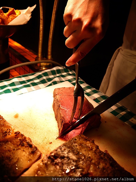 相片 13-8-31 上午2 43 52.jpg