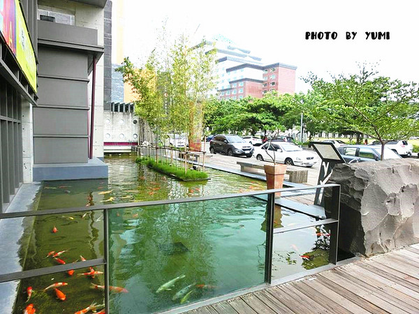 碳佐麻里(府前店)：【台南食記】用餐環境舒適寬敞!大口吃肉時間到@碳佐麻里(府前店)