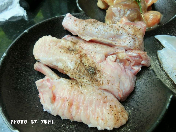 碳佐麻里(府前店)：【台南食記】用餐環境舒適寬敞!大口吃肉時間到@碳佐麻里(府前店)
