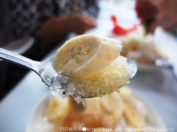 莉莉水果店:【美食特搜。台南中西區】莉莉水果店。水果新鮮甜美 冰品沁涼消暑 陪伴台南府城走過一甲子