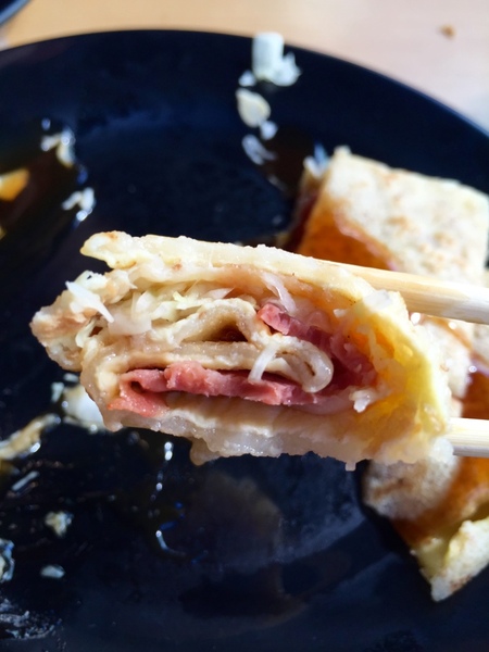 阿杰手工蛋餅：[台南]五妃街/台南大學人氣早餐 阿杰手工蛋餅