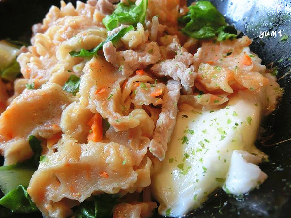 保哥黑輪:【台南食記】泡麵用炒的?孔廟巷弄內美味炒泡麵@保哥黑輪