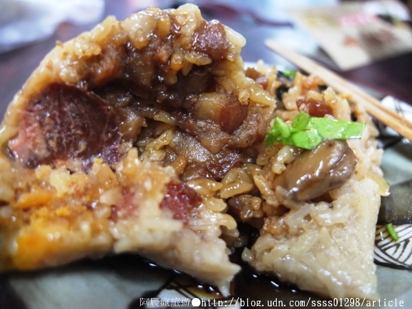 再發號百年八寶肉粽(總店):【美食特搜。台南中西區】再發號肉粽(總店)。府城百年歷史老店 招牌肉粽飄香傳承143年