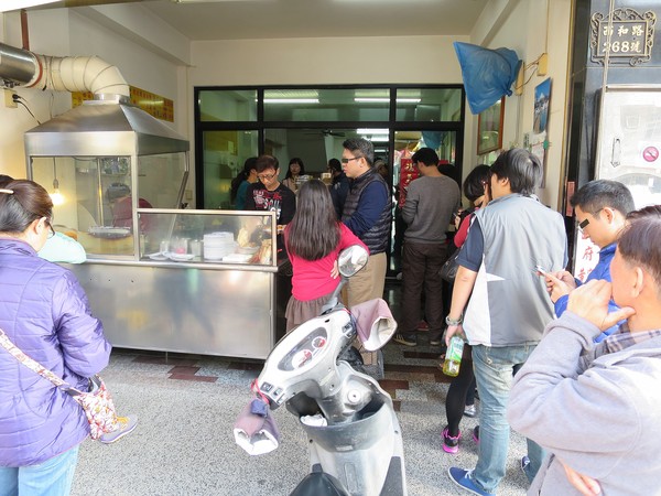 府城黃家蝦捲(原鴨母寮蝦捲)：府城黃家蝦捲