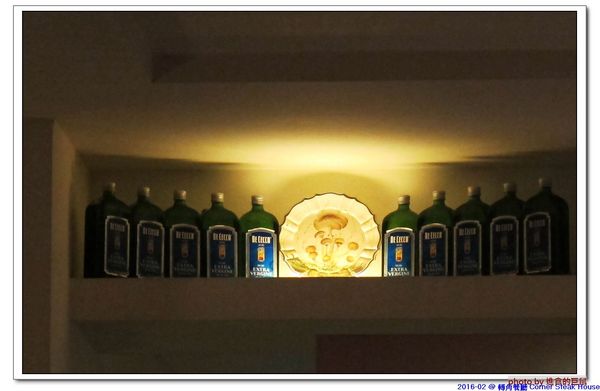 轉角餐廳:(台南。東區美食)『轉角餐廳』。美如教堂般的歐式餐廳。另有私人酒窖,提供餐酒服務。雙人海陸套餐,吃得到老饕黑牛和加拿大活龍蝦,美味饗宴熱情供應中!