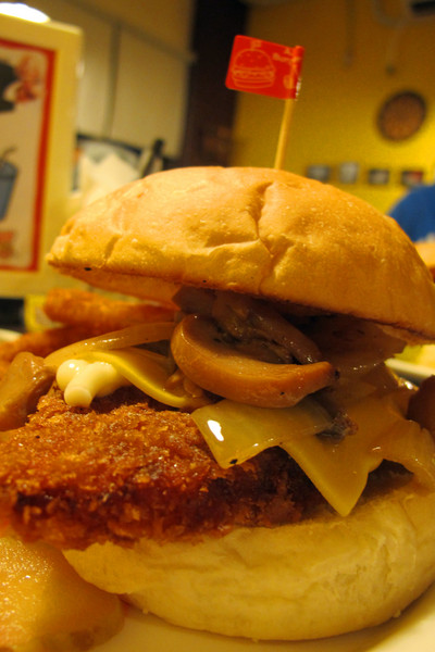 美式餐廳AJ Burger：[台南]平價美味學生最愛的漢堡在這!!!!! AJ Burger