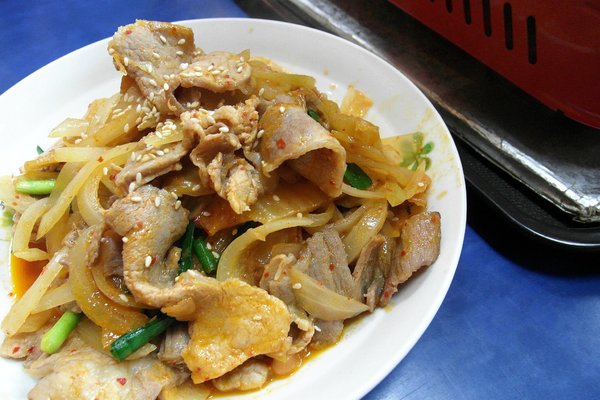 老韓家韓式廚房(台南分店):【台南||東區】平價美味韓式料理!銅盤烤肉!老韓家。韓式廚房>>即將改名『韓屋 韓式廚房』