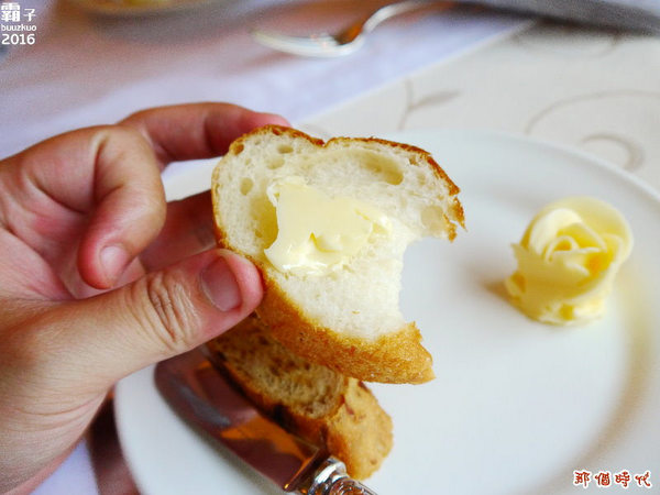 那個時代法式餐廳:那個時代法式餐廳,台南老牌法式料理,內外呈現濃濃古典風~