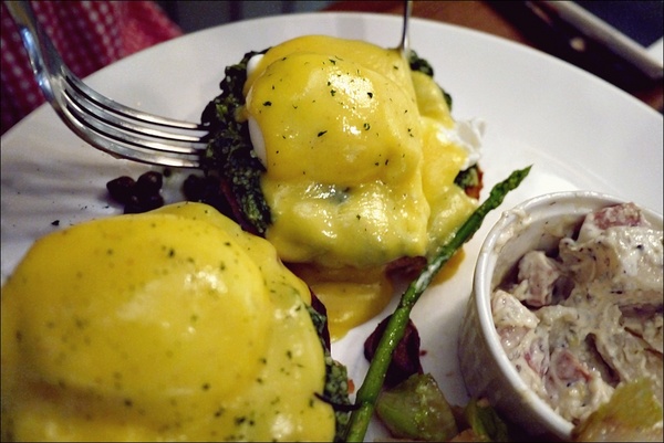 她他小餐館 Bistro Together：【她他小餐館】由味蕾勾起回憶，以美食完成旅行