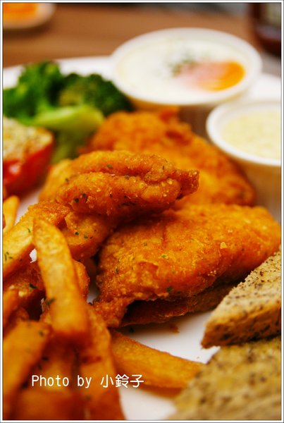 她他小餐館 Bistro Together：口碑券~『她他小餐館 Bistro Together 各國早午餐』