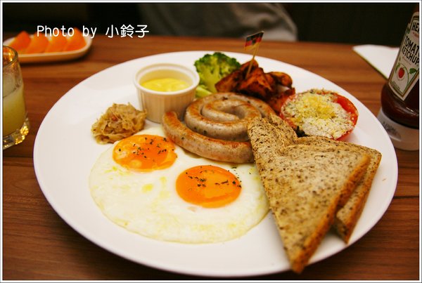 她他小餐館 Bistro Together：口碑券~『她他小餐館 Bistro Together 各國早午餐』