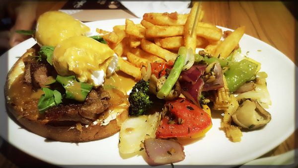 13161355_10206732465699710_81831897_o