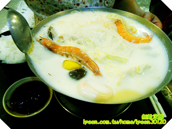 您好小火鍋:【台南-東區】冬天到..火鍋到!《您好小火鍋》