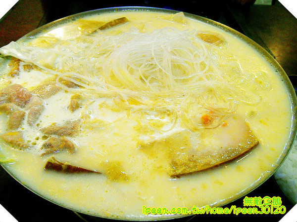 您好小火鍋:【台南-東區】冬天到..火鍋到!《您好小火鍋》