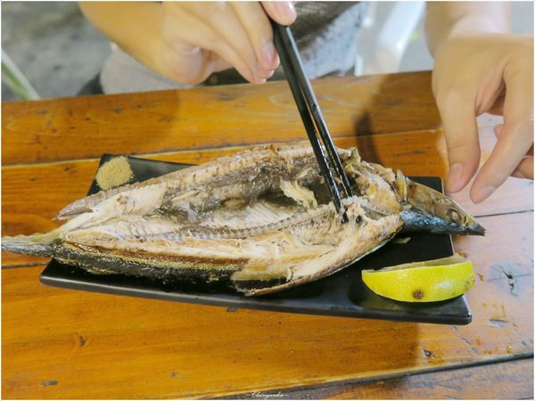 騷烤家(前鋒總店)：[2015台南行] 東區 府城騷烤家~堅守鹽烤。獨家烤油條、豆皮