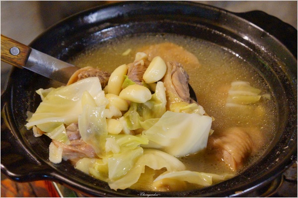 騷烤家(前鋒總店)：[2015台南行] 東區 府城騷烤家~堅守鹽烤。獨家烤油條、豆皮