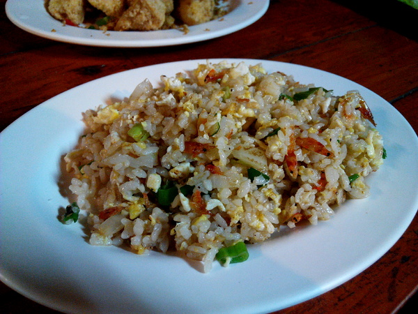 府城騷烤家:【臺南Ω東區】府城騷烤家。來台南必吃的內行人燒烤,以炭火精心慢烤的好味