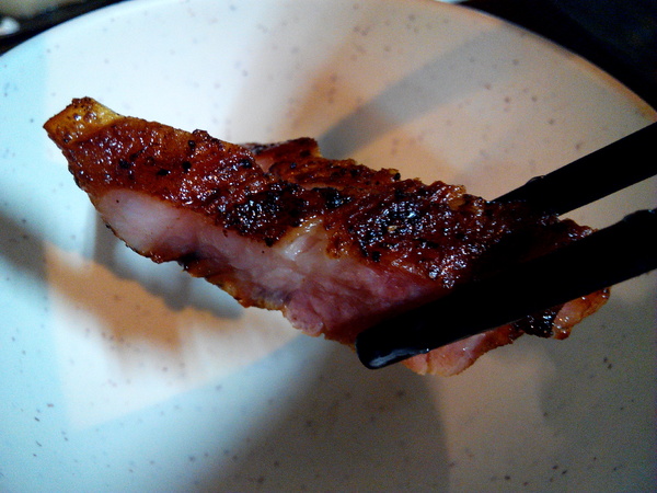 府城騷烤家:【臺南Ω東區】府城騷烤家。來台南必吃的內行人燒烤,以炭火精心慢烤的好味