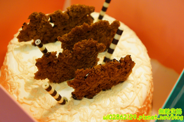 台灣茶奶茶(無)：【台南-東區】珍珠奶茶x4度C蛋糕...少女心奔放中~大推香蕉黑森林.草莓巧克力派.珍珠奶茶蛋糕.芋頭大泡芙.白玉珍珠楓糖捲...《台灣茶奶茶》