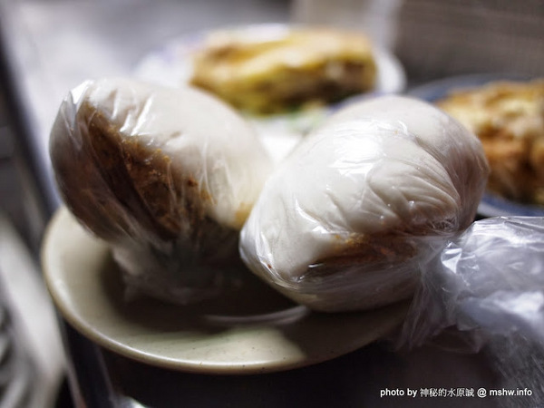 一點刈包：【食記】台南東區-一點刈包@成功大學 : 傳說中一點人最多的宵夜美味, 台南人與學子的共同回憶