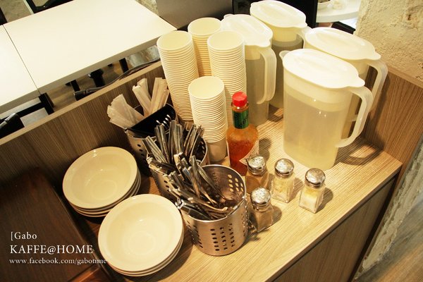 KAFFE @ HOME:【台南||東區】新菜色出爐●KAFFE @ HOME●成大周邊|平價聚餐好選擇!