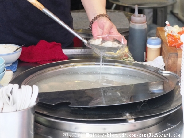 富盛號碗粿:【美食特搜。台南中西區】富盛號碗粿。代代相傳的古早味碗粿