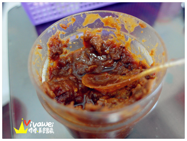 文章牛肉湯：台南安平｜宵夜場至隔天中午也能吃到新鮮現切牛肉『文章牛肉湯』