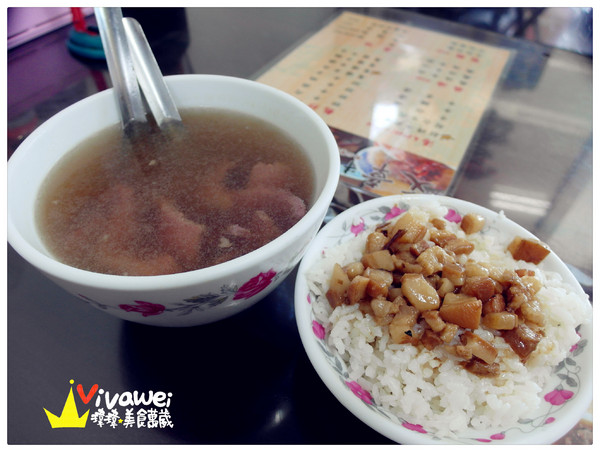 文章牛肉湯：台南安平｜宵夜場至隔天中午也能吃到新鮮現切牛肉『文章牛肉湯』