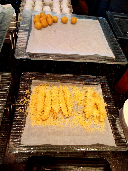 寶日式涮涮鍋(台南安平店):【臺南Ω安平區】宝TAKARA日式涮涮鍋。現切肉品、蔬菜、海鮮類都是上等品質