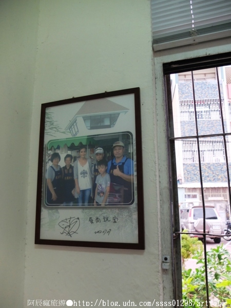 安平東興蚵嗲：【美食特搜。台南安平區】東興蚵嗲。誘人蚵嗲炸物 炸鹹粿 炸番薯 安平海味推薦 超過40年口碑老字號