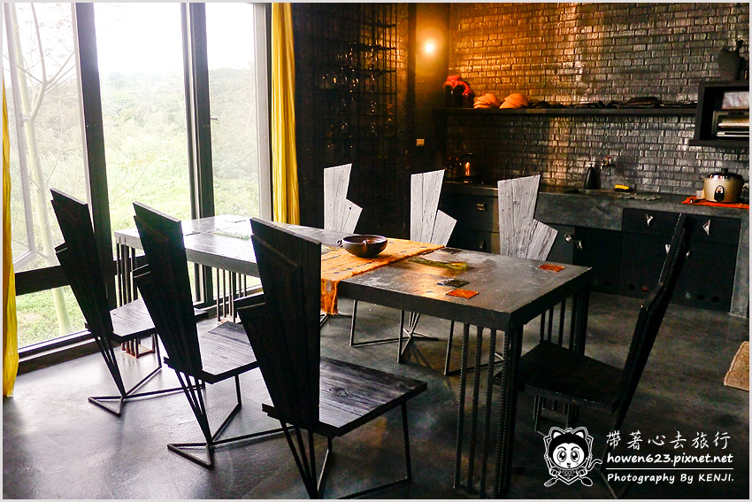 灰黑橘黃民宿-04.jpg