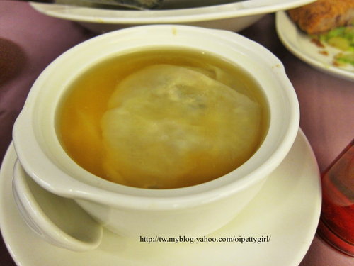 台南商務會館-港式飲茶:台南商務會館-港式飲茶 加碼 戶外泳池也很讚喔!【愛評陸拾卷】