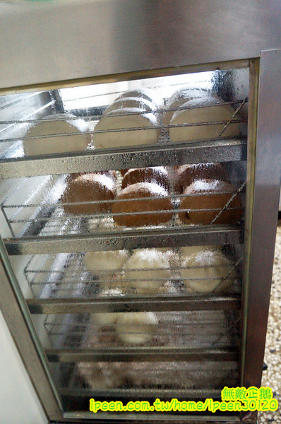 生哥豆漿店：【台南-北區】排隊x老店重新開幕..低調的熟男生哥~大推燒餅油條+蛋...《生哥豆漿店》