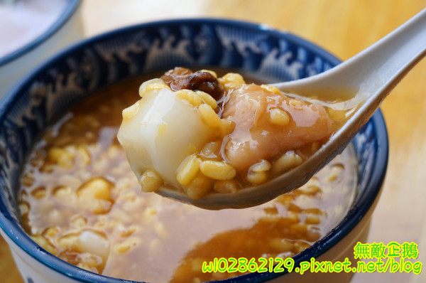 阿卿傳統飲品‧冰品：【台南-中西區】杏仁茶x油條..熱騰騰的溫暖你的心!《阿卿傳統飲品‧冰品》