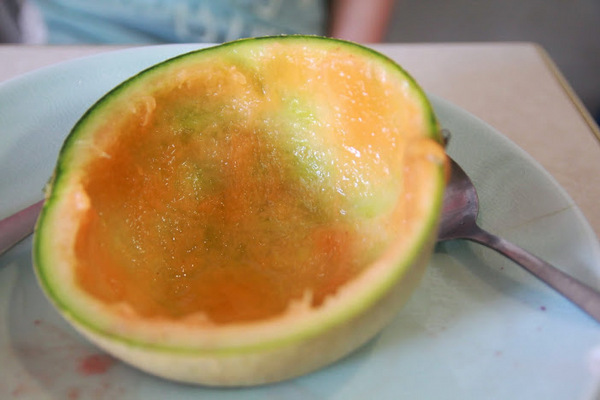 泰成水果店：瓜瓜瓜........冰!!! 