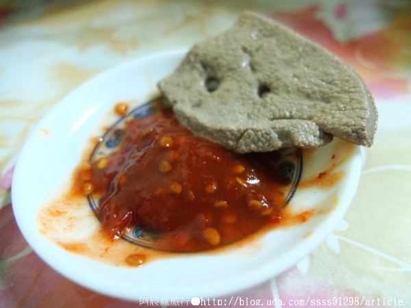 麵條王海產麵:【台南中西區】麵條王海產麵。水仙宮市場角落處的人氣麵店
