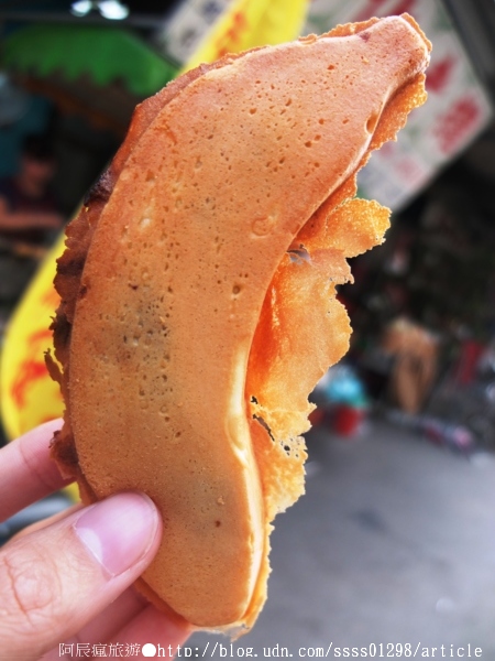 新化老攤雞蛋糕:【美食特搜。台南新化區】新化老攤雞蛋糕。50多年老字號 古早味雞蛋糕傳三代